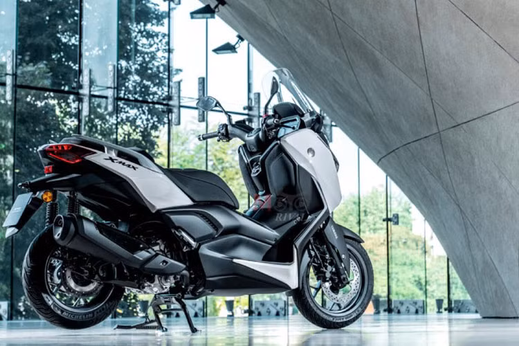 Yamaha XMAX 300 2025 "ăn xăng" 3,26 lít/100km sắp về Việt Nam? - Hình 2 Yamaha XMAX 300 2025
