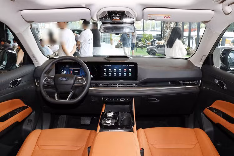 Ford Territory 2025 da ve Viet Nam, Mazda CX-5 de chung?-Hinh-8