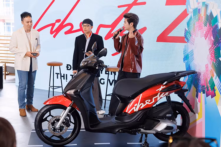Piaggio Liberty 2025 tu 57 trieu tai Viet Nam, 