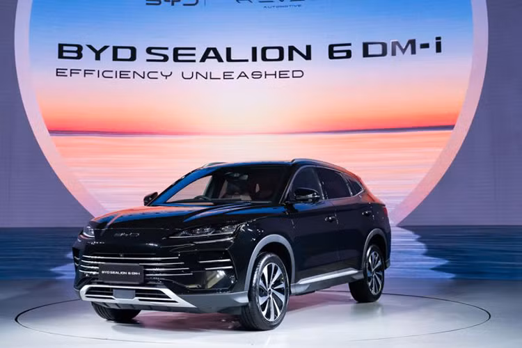 BYD Sealion 6 sap ve Viet Nam 
