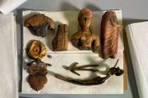 Giếng cổ Etruscan hé lộ nghi lễ với lễ vật và hài cốt người
