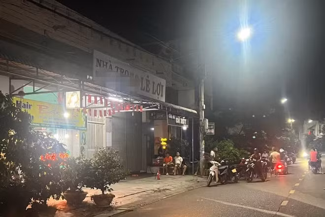 Một cô gái bị đâm tử vong tại phòng trọ 