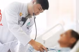 Đang đi du lịch, du khách Singapore bất ngờ đột quỵ được cấp cứu kịp thời 