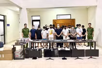 Khởi tố 21 bị can trong đường dây bán hơn 5.400 đơn ‘Xương khớp bà Sáu’