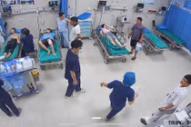 Tai nạn trên cao tốc ở Phú Thọ, hai người bị thương
