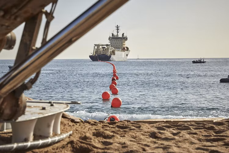 cable-landing-project-waterworth.jpg