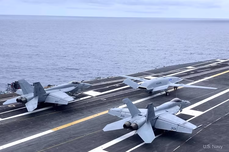 mq-25-nimitz-2-scaled.jpg