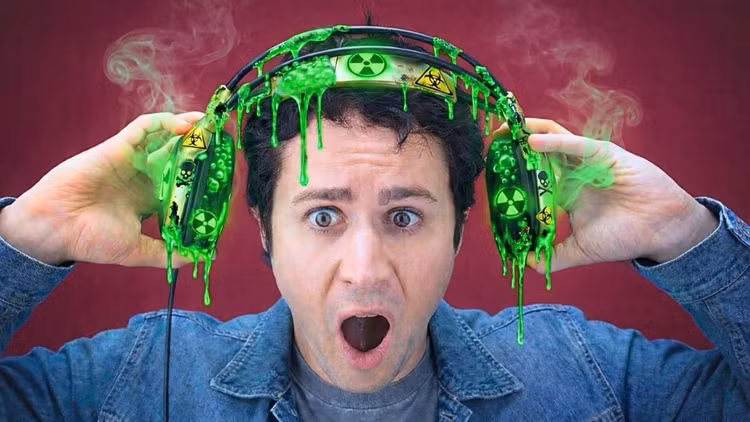 wearing-headphones-daily-means-repeated-contact-right-where-sweat-and-heat-can-increase-chemical-transfer.jpg
