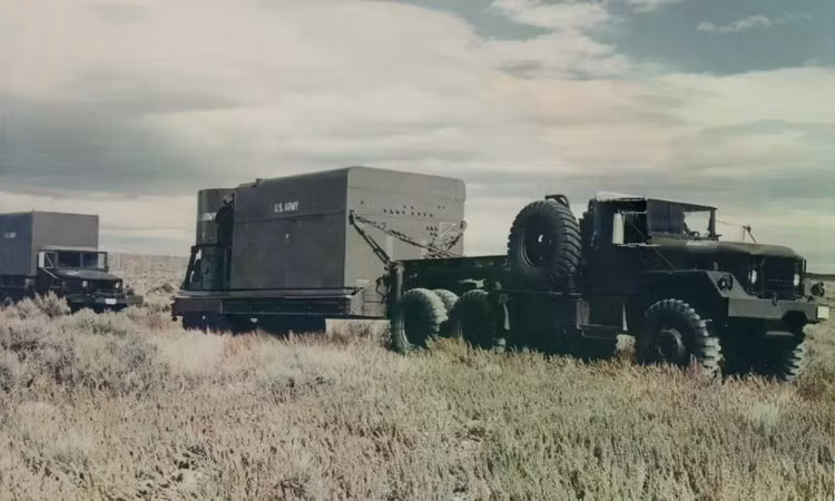 ml-1-mobile-nuclear-power-plant.jpg