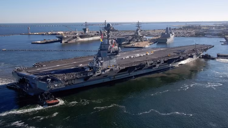Tàu sân bay USS Gerald R. Ford trở về Căn cứ Hải quân Norfolk, Virginia. USN