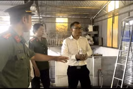 Nguy cơ từ nước đóng bình không đảm bảo vệ sinh trong trường học và bệnh viện