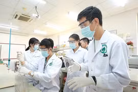 Đề xuất ngưỡng điểm mới cho nhóm nghiên cứu mạnh tại đại học 