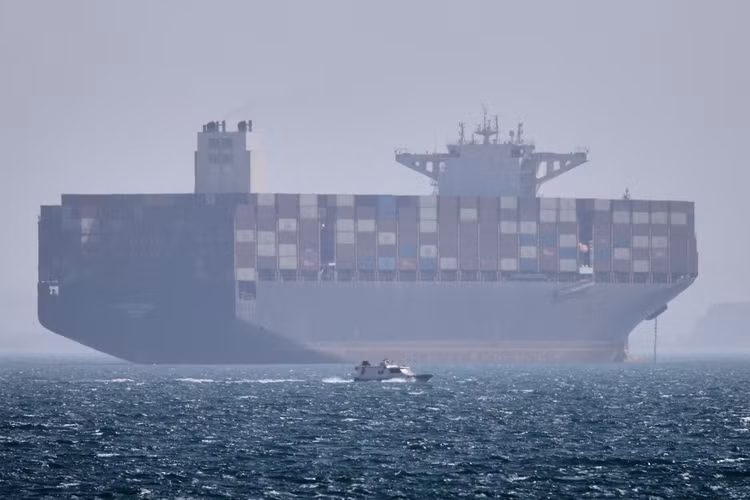 ap26124419258830.jpg