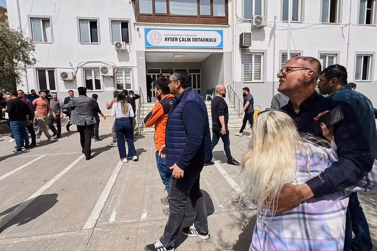 apxasungothonhiky.jpg