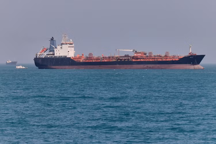 aptauchodauohormuz2.jpg