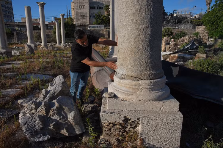 aptyrelebanon2.jpg