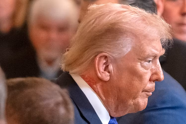 aptrump.jpg