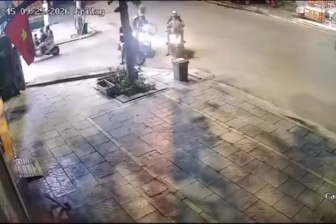 Chủ tịch TP Bắc Ninh khen thưởng nam sinh quật ngã 2 kẻ trộm chó 