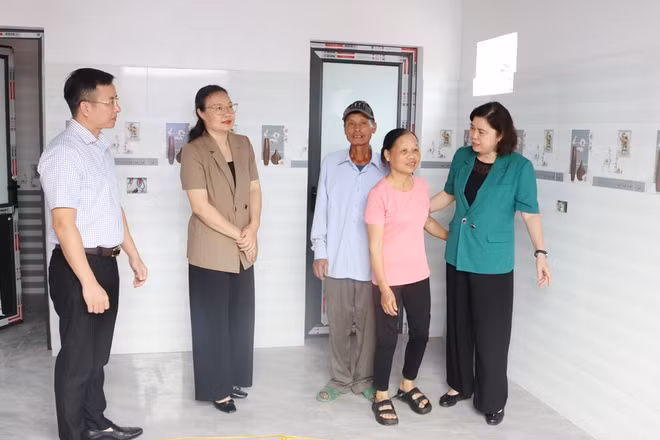 Bắc Ninh trao hỗ trợ xây nhà Đại đoàn kết cho gia đình hoàn cảnh