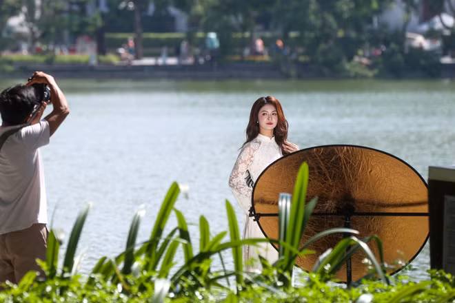 Thời tiết ngày 8/10/2026: Miền Bắc trời nắng, miền Trung mưa to