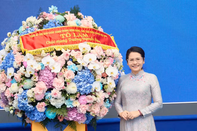 Ý nghĩa món quà của Tổng Bí thư Tô Lâm trong ngày khai giảng 2026