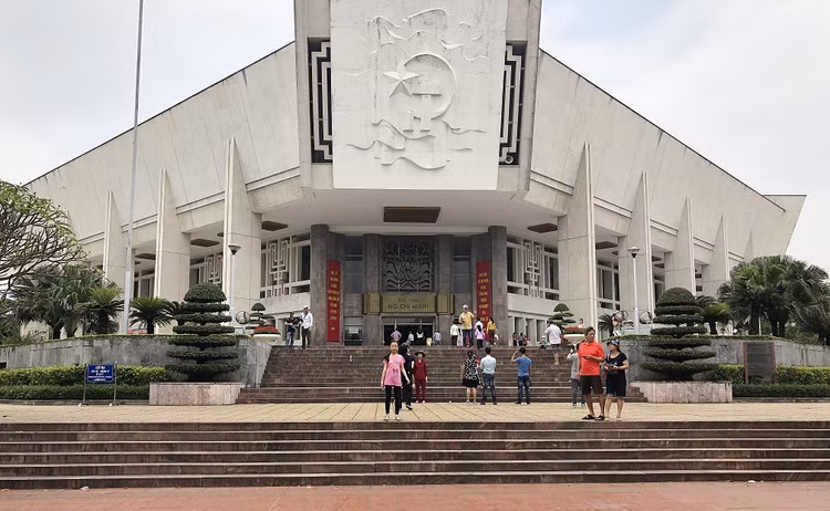 bao-tang-hcm.png