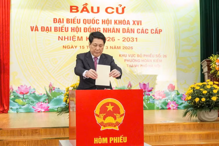 chu-tich-nuoc.jpg