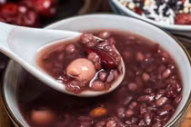Mùa hè ăn gì để tiêu hóa khỏe, cơ thể nhẹ nhõm?