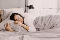 5 thói quen buổi tối giúp cơ thể âm thầm đốt mỡ 