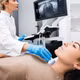 Sau sinh mệt mỏi, hồi hộp tưởng do chăm con không ngờ viêm tuyến giáp