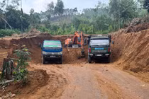 Ngăn chặn vụ khai thác đất trái phép ở Phú Thọ