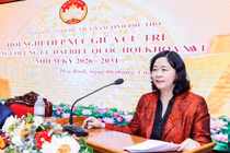 Chủ tịch Bùi Thị Minh Hoài tiếp xúc cử tri tại phường Hòa Bình, Phú Thọ 