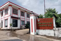 Tuy nhiên, hiện nay, Trường trung cấp nghề Công đoàn Việt Nam không tổ chức giảng dạy và đào tạo nghề. Đã tổ chức liên danh, liên kết với Công ty Cổ phần Phượng Hoàng Glass trong việc thi công chế tác sản phẩm khung nhôm kính.