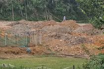 Cận cảnh san lấp đất rầm rộ trái phép ở Phú Thọ