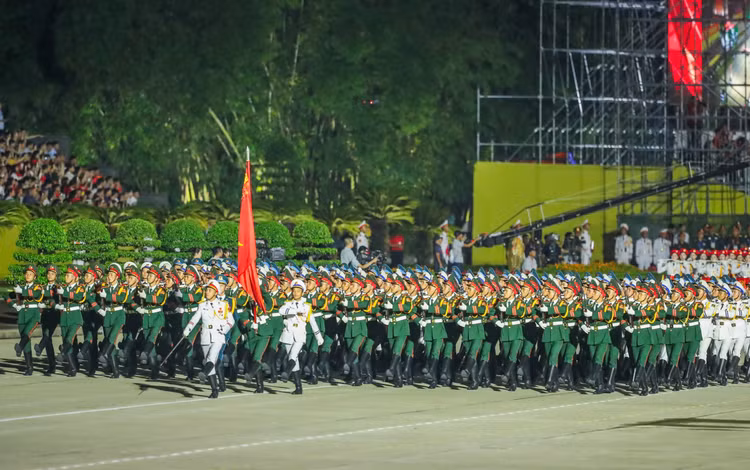 4-1070.jpg