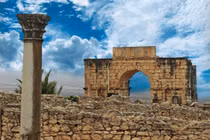 Volubilis Thành phố La Mã bị lãng quên giữa Maroc