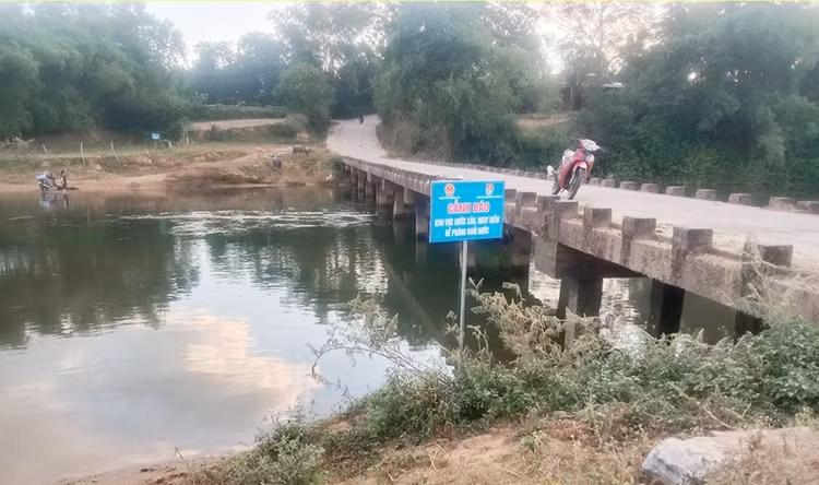 Đoạn sông em L.V.P.A. bị đuối nước tử vong.
