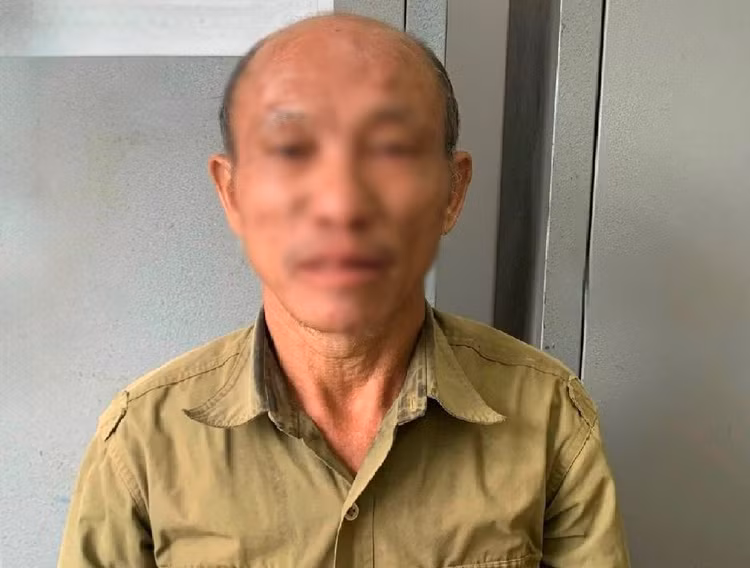 Đối tượng Vừ Nênh Chư tại cơ quan điều tra. Đối tượng Vừ Nênh Chư tại cơ quan điều tra.
