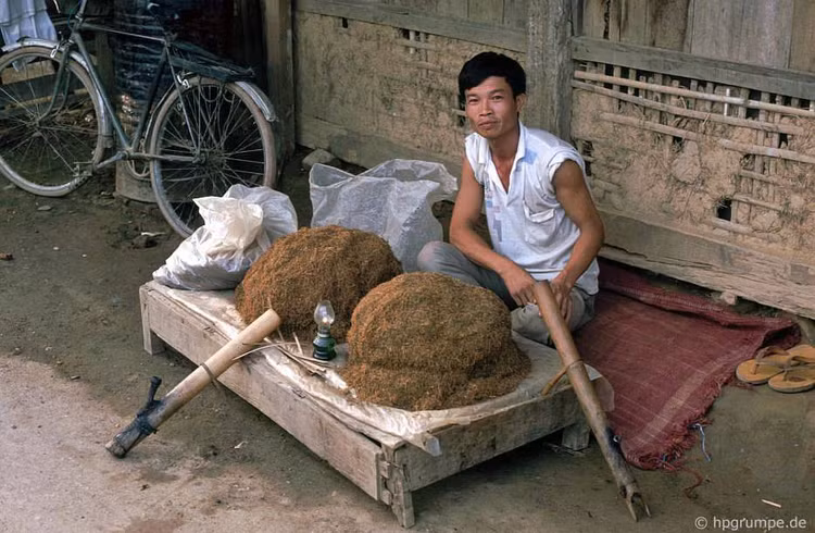 Loat anh cuoc song thanh binh o Dien Bien Phu nam 1992-Hinh-8