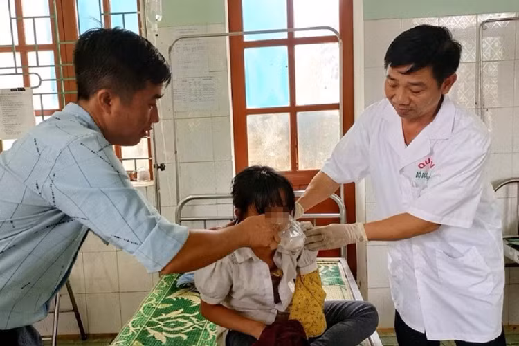 Sức khỏe cháu R. đang tiến triển tốt, dần bình phục.