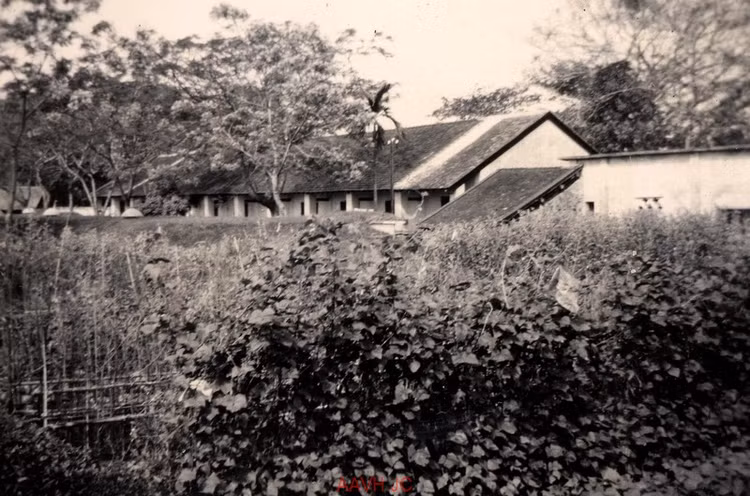 Anh khong dung hang ve cuoc song o Hue nam 1939-Hinh-7