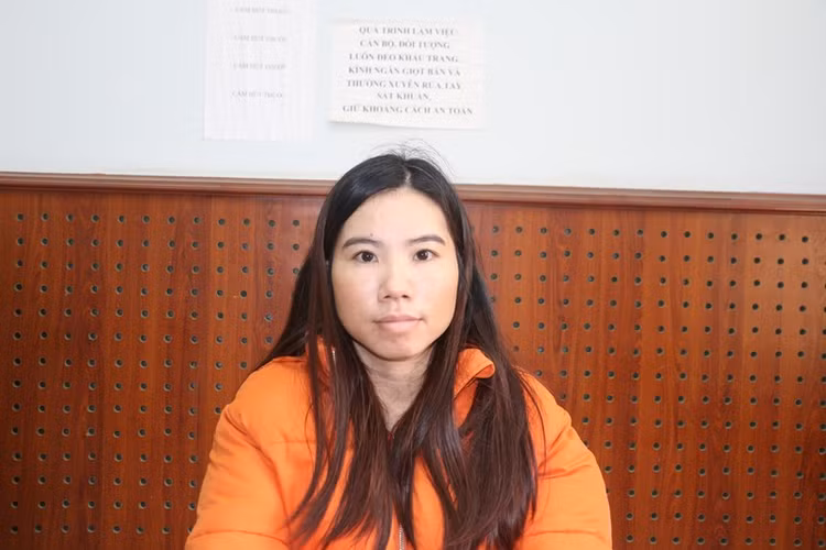 Trần Thị Thương tại Cơ quan cảnh sát điều tra. Trần Thị Thương tại Cơ quan cảnh sát điều tra.
