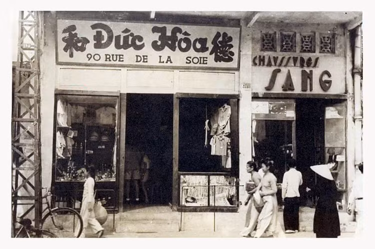 Ảnh cực quý về phố Hàng Đào ở Hà Nội trăm năm trước - Hình 6 Anh cuc quy ve pho Hang Dao o Ha Noi tram nam truoc-Hinh-6