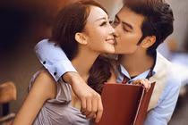 'Hiếu thảo mù quáng' - liều thuốc độc âm thầm phá nát hôn nhân