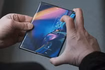 [GALLERY] Samsung tăng tốc điện thoại màn hình cuộn, smartphone sắp đổi đời? 