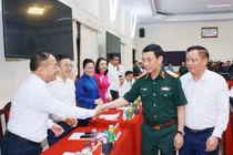 Đại tướng Phan Văn Giang làm việc với Ban Thường vụ Tỉnh ủy Nghệ An