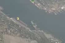UAV AI Nga tập kích cảng chiến lược của Ukraine