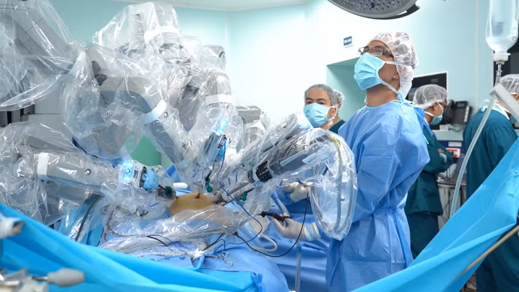 Vinmec tổ chức hội nghị khoa học về phẫu thuật nội soi trong điều trị ung thư - Hình 4 Vinmec to chuc hoi nghi khoa hoc ve phau thuat noi soi trong dieu tri ung thu-Hinh-4