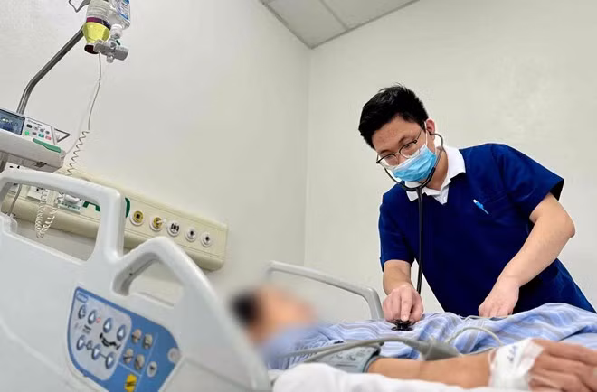 Nhieu truong hop vem tai giua bi bien chung viem mang nao