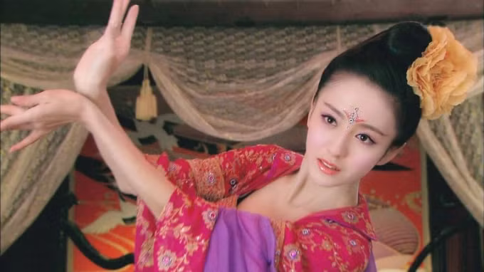 'Tứ độc nữ' nổi tiếng trong lịch sử Trung Quốc: Đẹp nhưng quái! - Hình 5 'Tu doc nu' noi tieng trong lich su Trung Quoc: Dep nhung quai!-Hinh-5